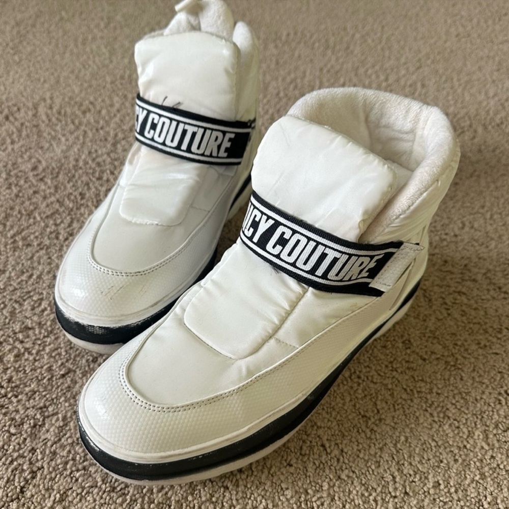 Juicy Couture snow boots high top sneakers